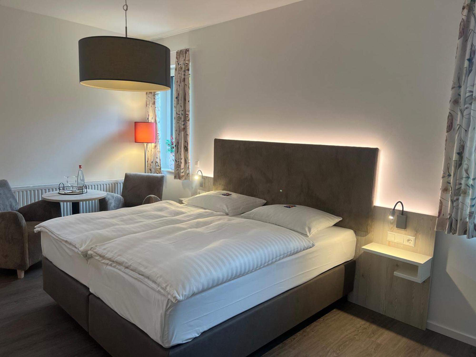 Hotel Zur Post Neubruchhausen Zewnętrze zdjęcie